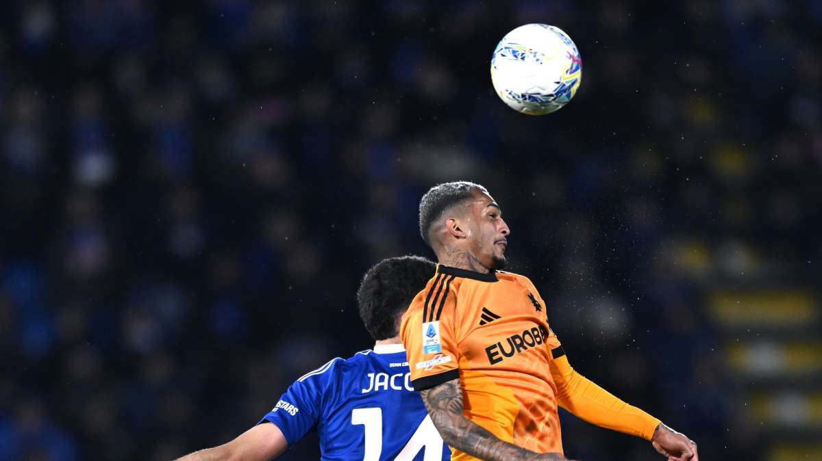 Como-Roma, espulsione per Wesley al 65': cosa è successo